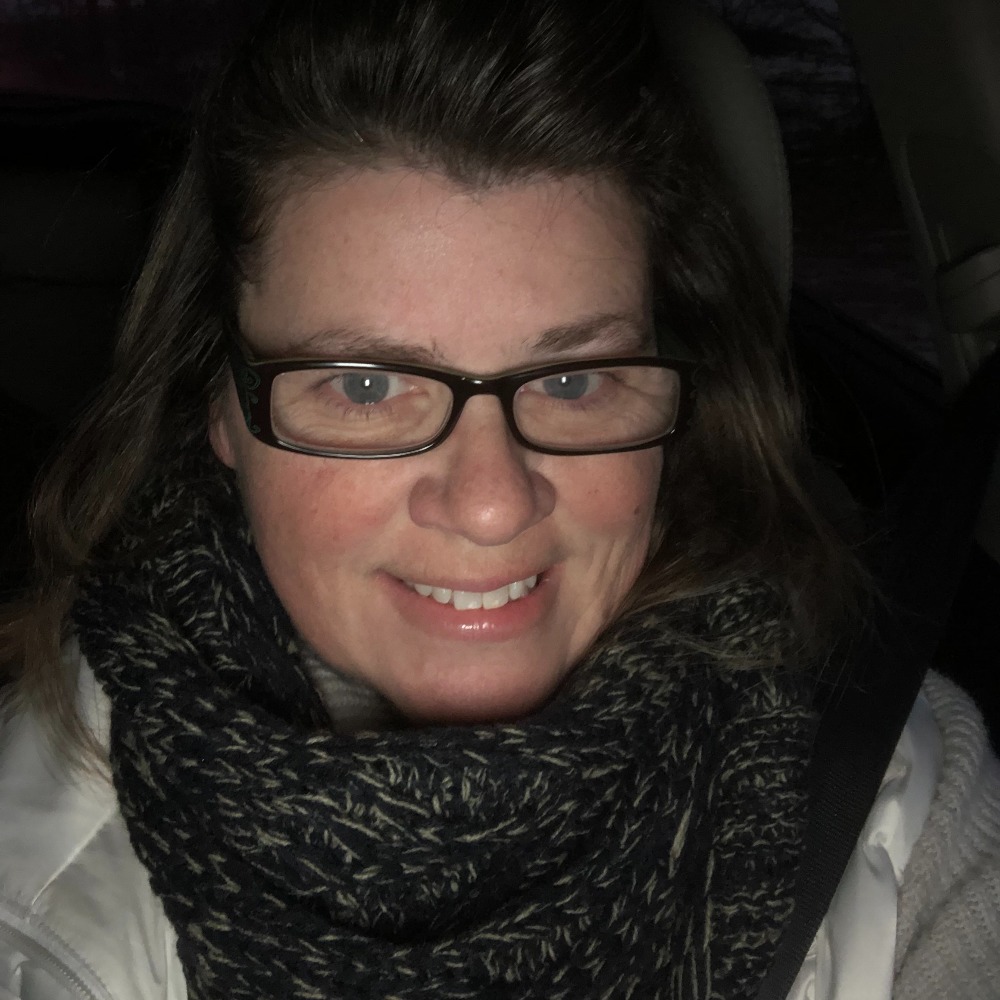 Meet your Posher, Laurie
